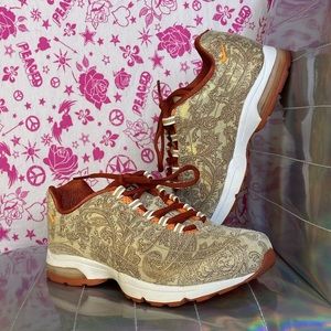Nike Womens Air Max 95 Dance Shoes, gold sparkle paisley size 7.5